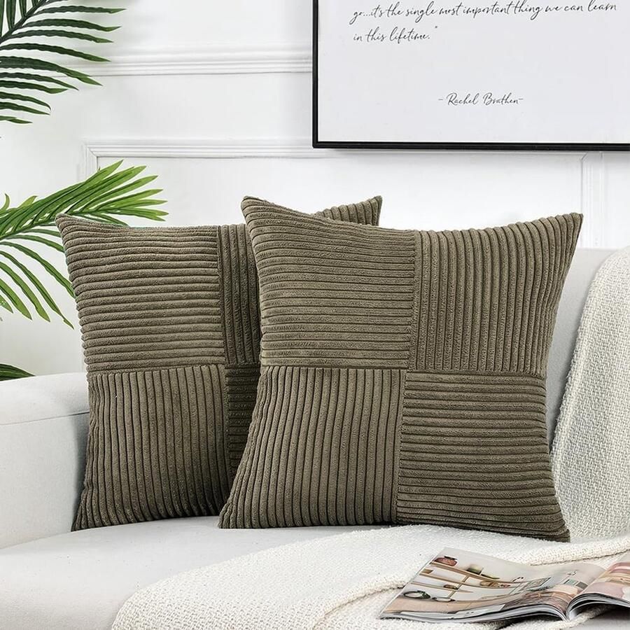 Set van 2 Boho Corduroy kussenhoezen 60 x 60 cm olijfgroen effen pluizige vierkante kussenhoezen decoratieve kussenhoes voor bank slaapkamer woonkamer balkon