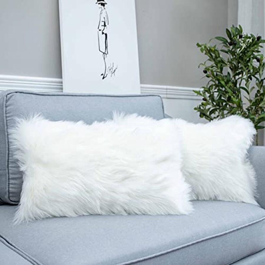 Set van 2 Decoratieve Witte Faux Fur Kussenslopen 12x20 voor Bank