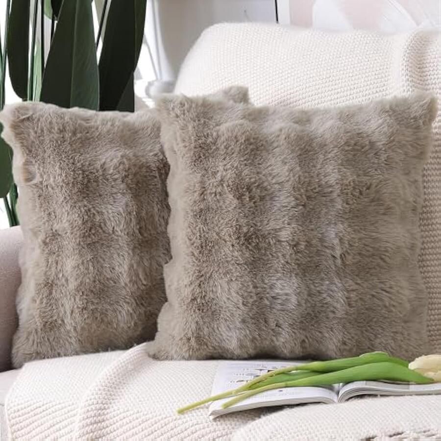Set van 2 Dikke Pluche Faux Wol decoratieve Zachte kussenslopen decoratieve kussenhoes voor bank slaapkamer kussensloop 45x45 cm Taupe
