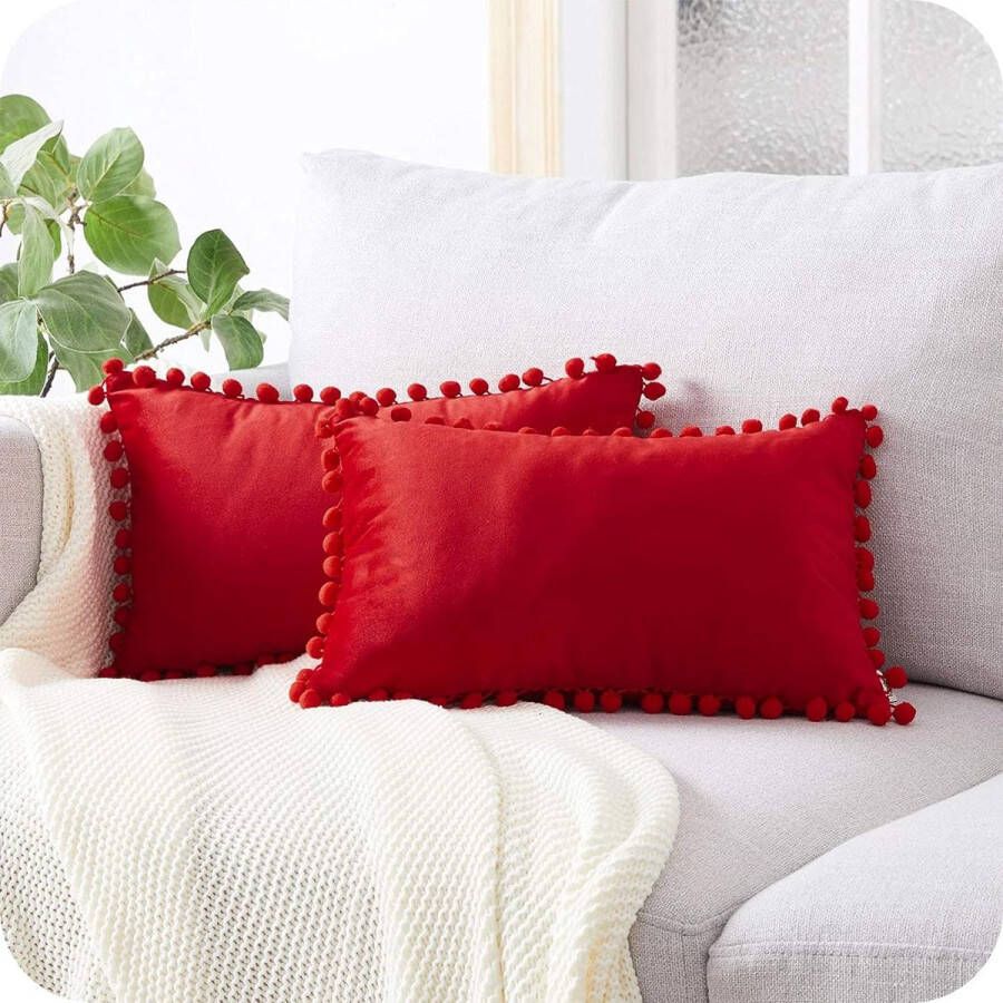 Set van 2 kerstkussenhoezen 50 x 70 cm fluweelrood met pompons effen kussenhoezen decoratieve kussenhoes kussen decoratief kussen bankkussen voor bank slaapkamer kantoor auto