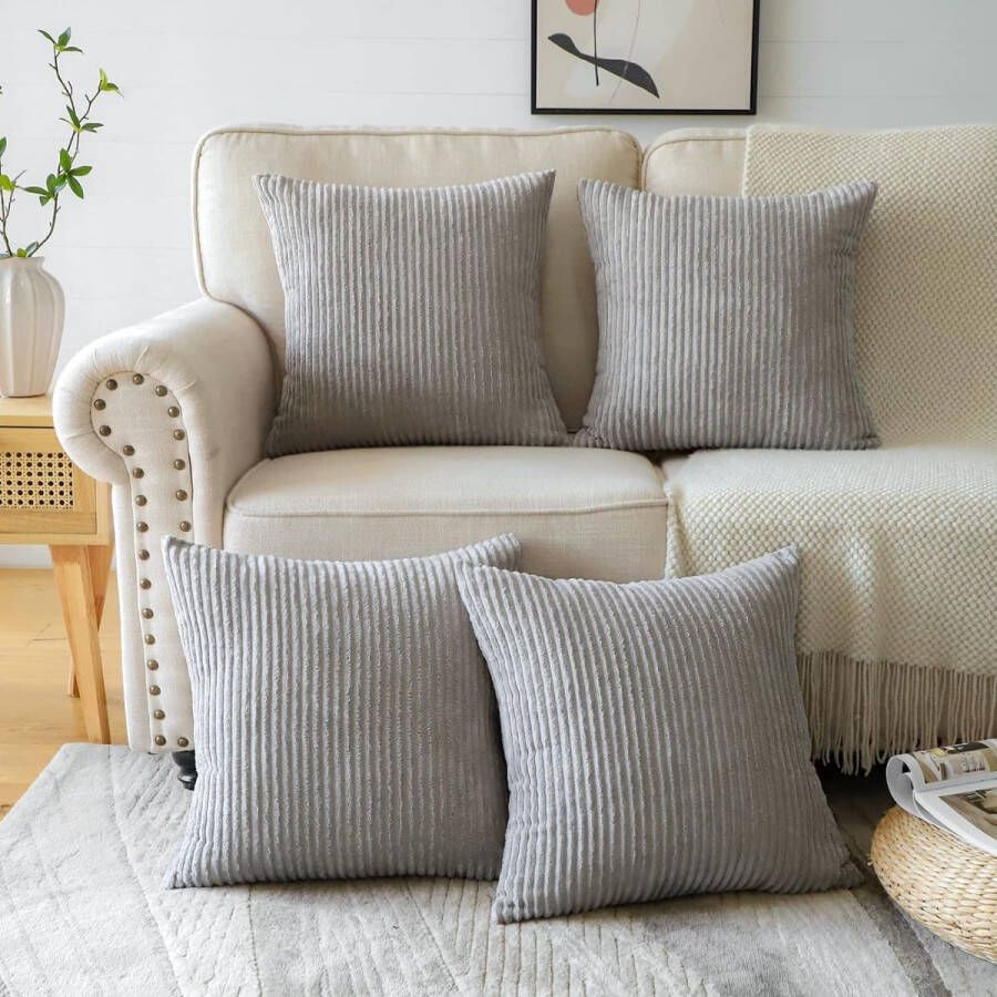Set van 4 corduroy kussenhoezen 45 x 45 cm decoratieve kussenhoezen zachte kussenhoes decoratief kussen bankkussen decoratieve hoes voor bank slaapkamer woonkamer