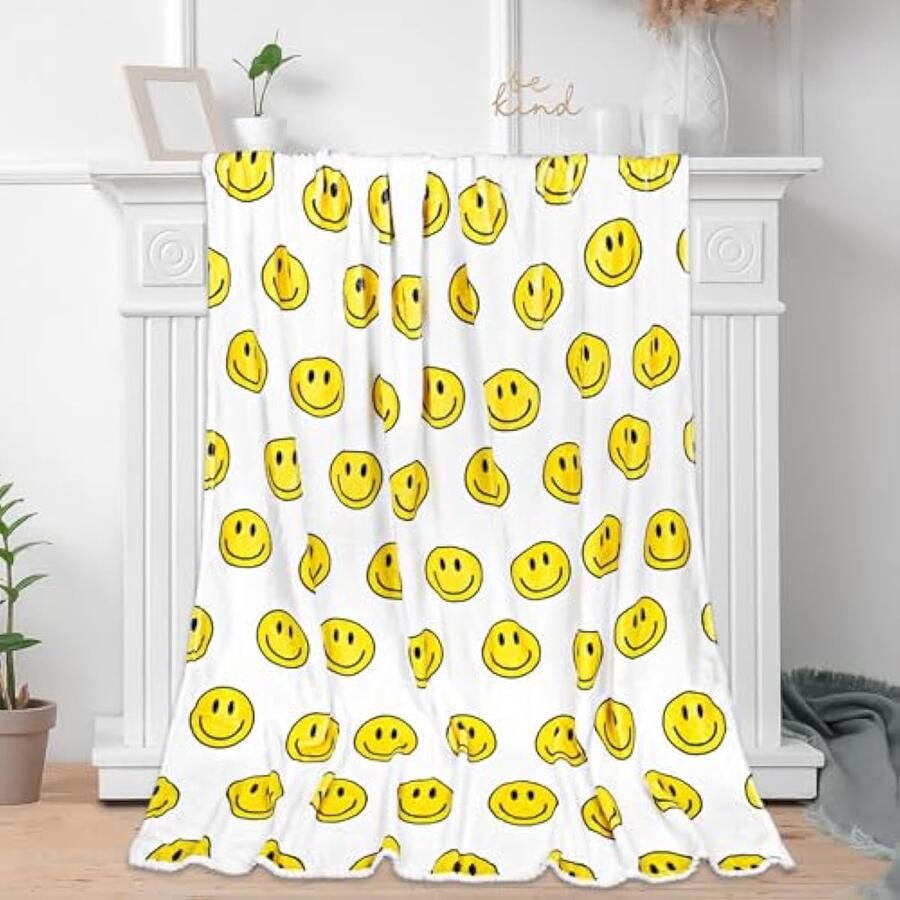 Smile Face Fuzzy plaid geel vrolijk gezicht schattige decoratieve zachte gezellige flanellen deken voor thuis bed sofa bank stoel 127 x 152 cm