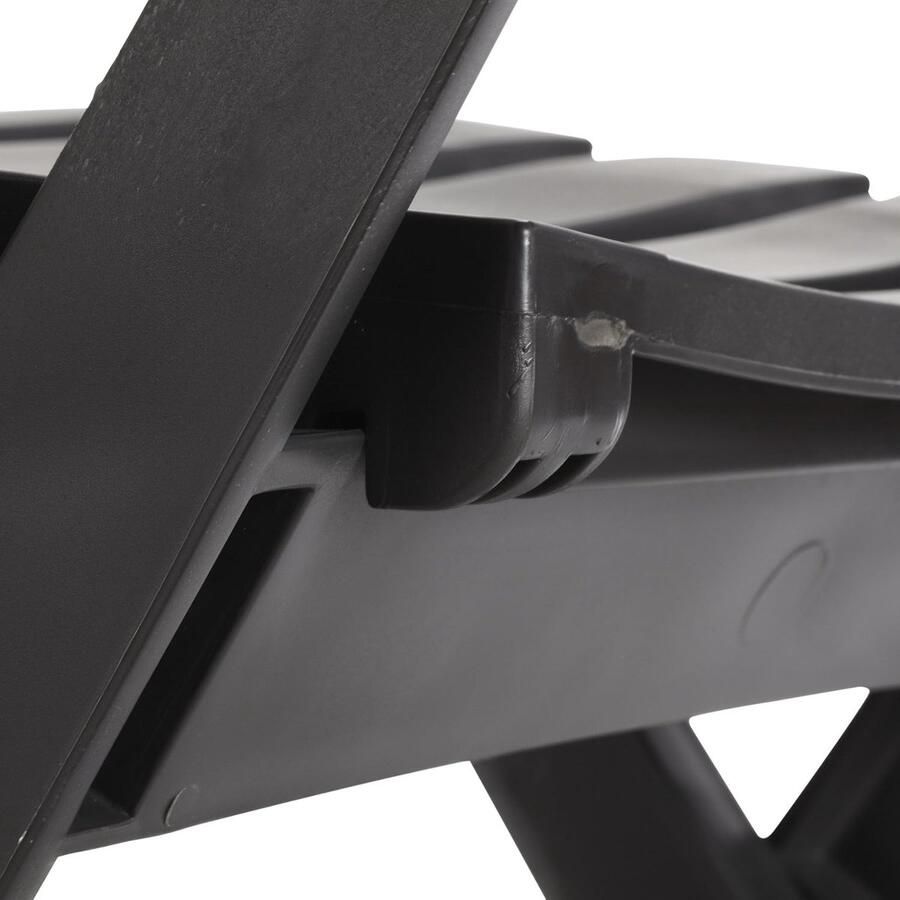 Stapelstoel van kunststof ruimtelijk en stabiel inklapbaar