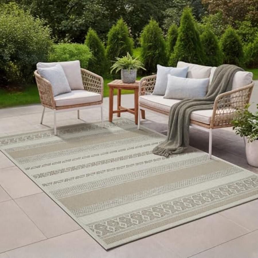 Stevig beige buitentapijt 120 x 160 cm Plat geweven modern design ideaal voor keuken en eetkamer