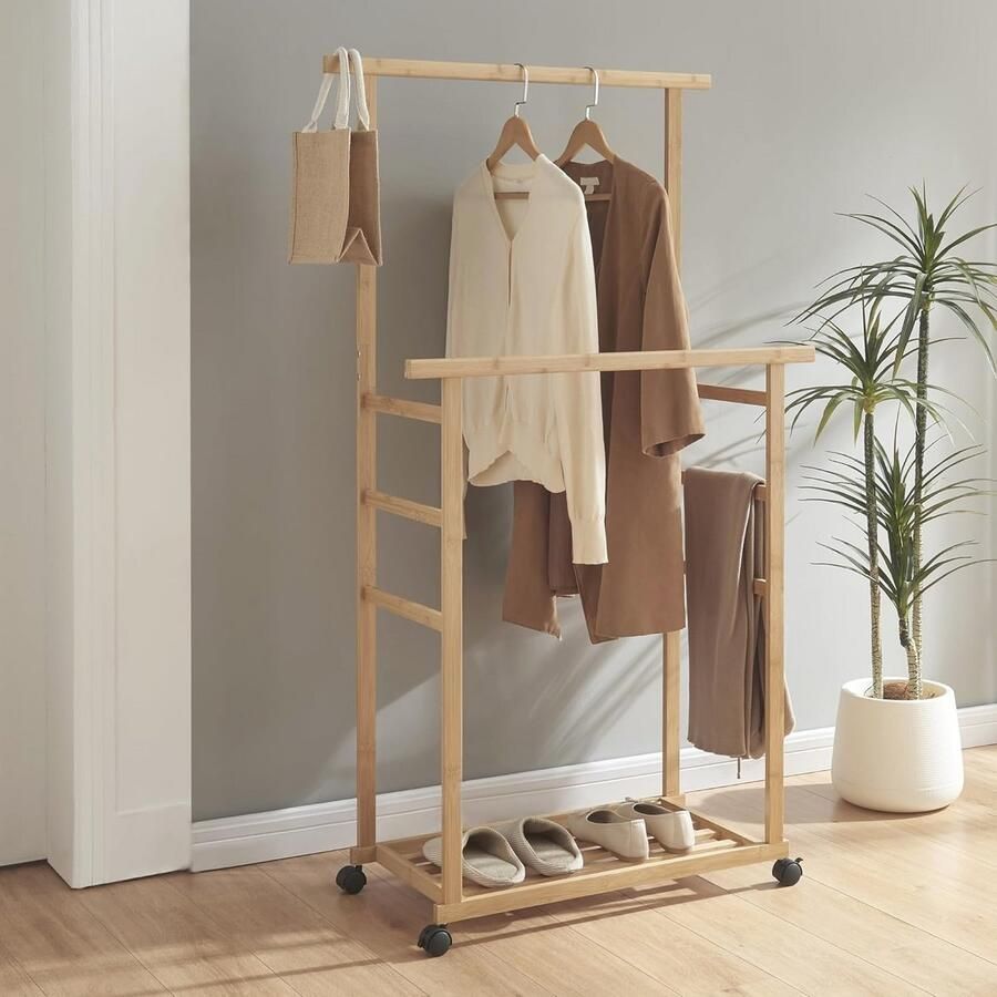 Stijlvol Bamboe Kledingrek op Wielen Ruimtebesparend en Praktisch 147x70x36 cm