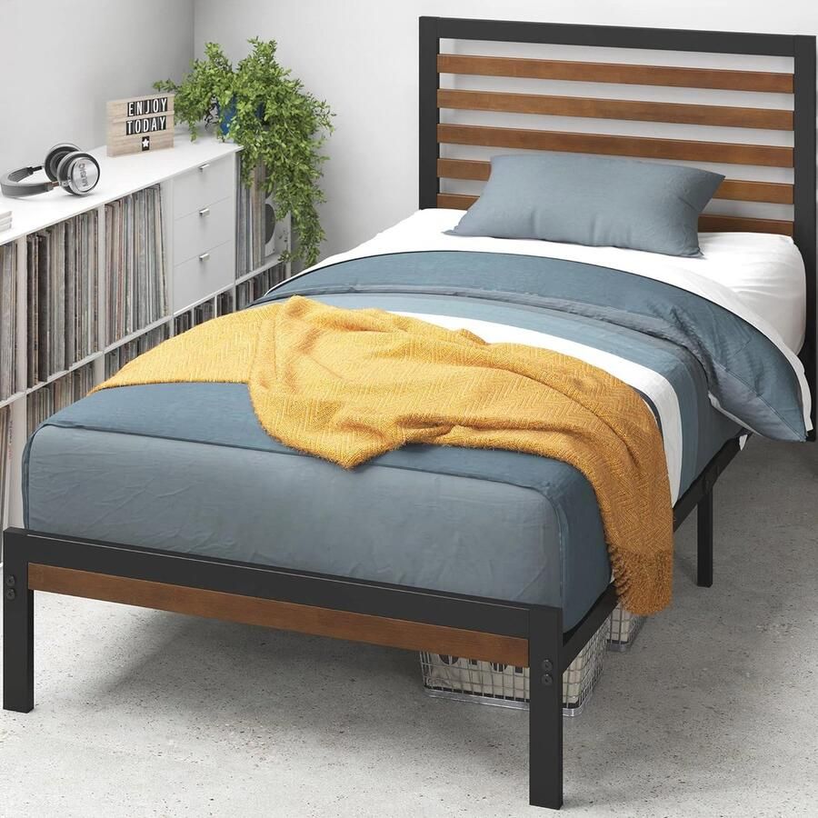 Stijlvol Bedframe 90 x 200 cm van Bamboe en Metalen Platform met Hoofdeinde
