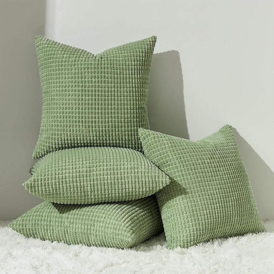Luvetrex Stijlvolle Groene Kussenhoezen Set van 4 45x45 cm Corduroy voor Bank en Slaapkamer