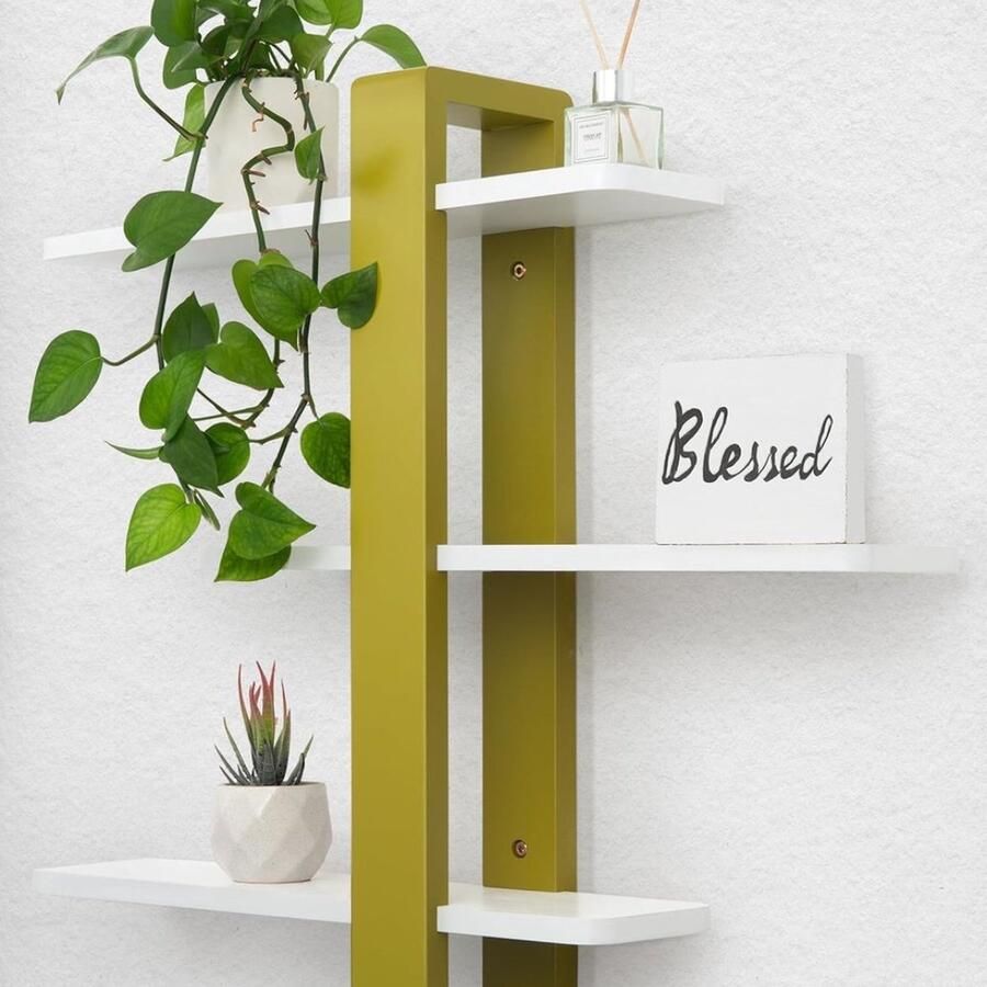 Stijlvolle Witte Wandplank met Drie Niveaus van Massief Hout voor Woonkamer en Slaapkamer