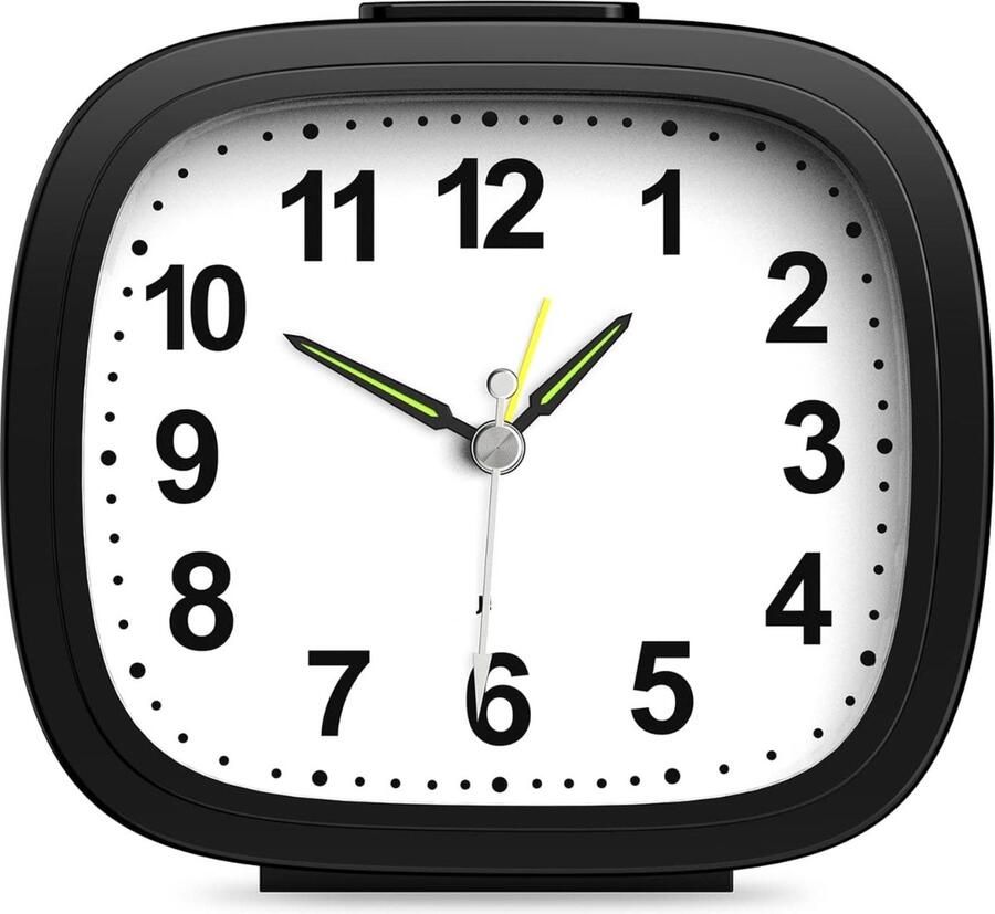 Stille wekker voor nachtkastje werkt op batterijen groot display sluimerfunctie basiswekker voor kinderen voor zware slapers reizen slaapkamer