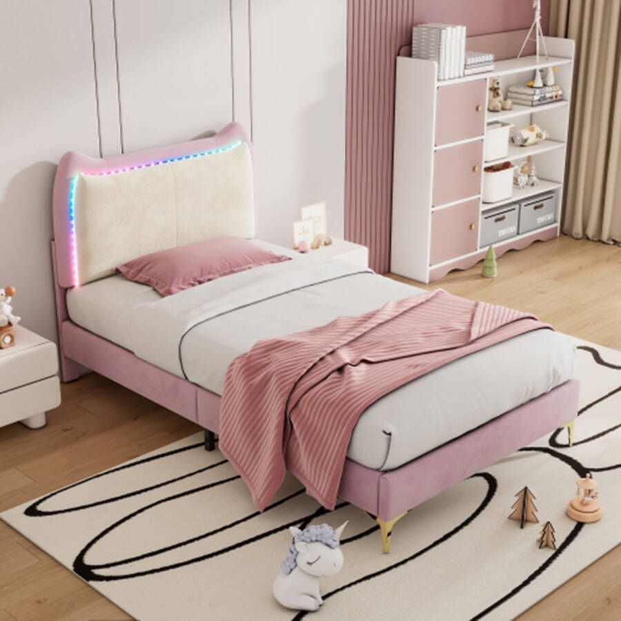 Sweiko gestoffeerd bed met hoofdeinde in de vorm van een dierenoor met veelkleurige afwisselende LED-strips kinderbed met houten lattenbodem eenpersoonsbed fluweel roze bedframe wit hoofdeinde 90x200cm