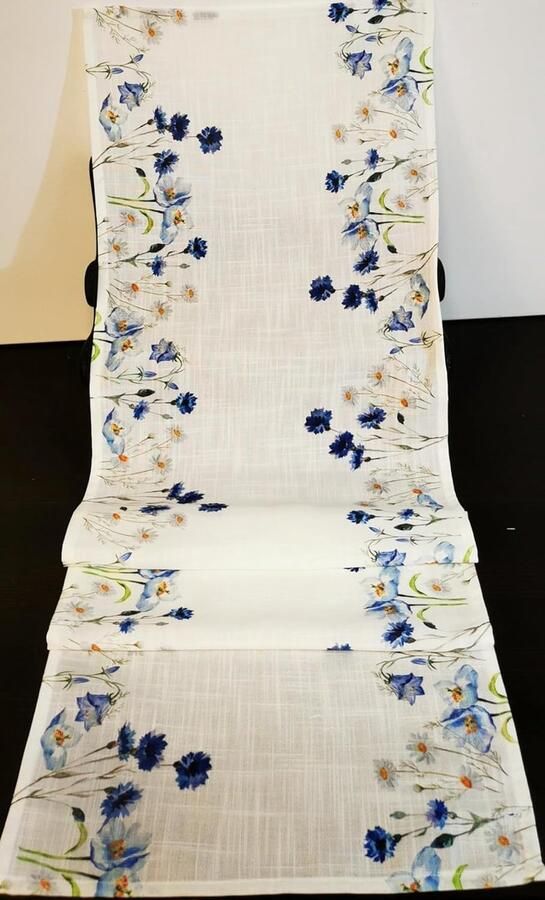 Tafelloper met lentebloemen decoratief 1 stuk wit 100% polyester 40 x 150 cm
