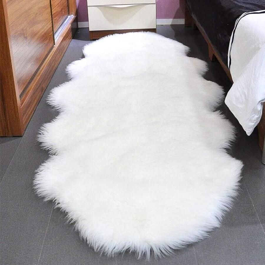 Tapijt van imitatieschapenvacht zacht en pluizig wasbaar slipvast wit 60 x 160 cm