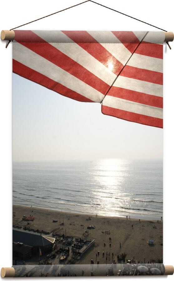 Textielposter Strand Zee Zand Parasol Mensen Strandtent Zon 40x60 cm Foto op Textiel