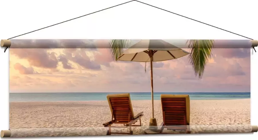 Textielposter Twee Ligbedden op het Strand met Palmboom 90x30 cm Foto op Textiel