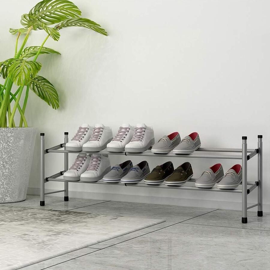 Uittrekbaar schoenenrek met 2 niveaus voor het opbergen van maximaal 12 paar schoenen verstelbaar stapelbaar schoenenrek voor de hal 62 ~ 114 x 22 x 35 cm (zilvergrijs 2 planken)