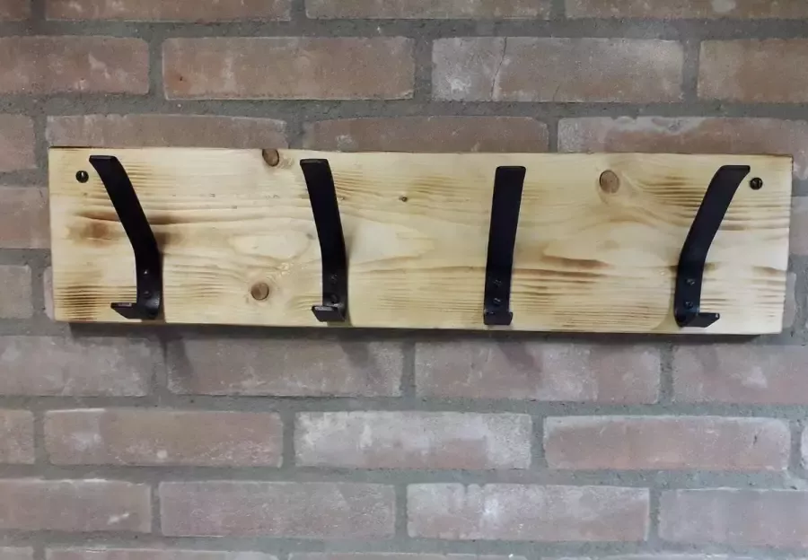 UITVERKOOP laatste model !!! Kapstok 60cm Wandkapstok Steigerhout 4 hand gesmede dubbele ophang haken hout industrieel vintage robuust landelijk Staal handgemaakt handgesmede haken muurkapstok Hout Metaal