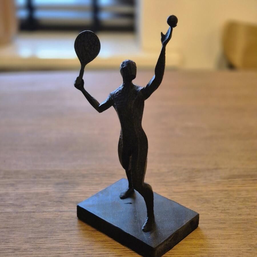 Unique Abstract Figurine Tennis player gift bookshelf home desk decor