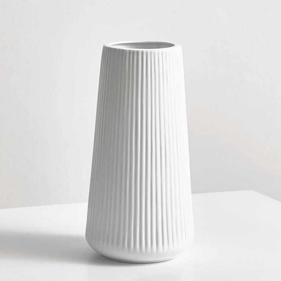 Vaas Geribbelde Witte Keramische Scandinavische Stijl Bloemenvaas Moderne Woondecoratie Bruiloft Eettafel Kantoor Slaapkamer 20 cm