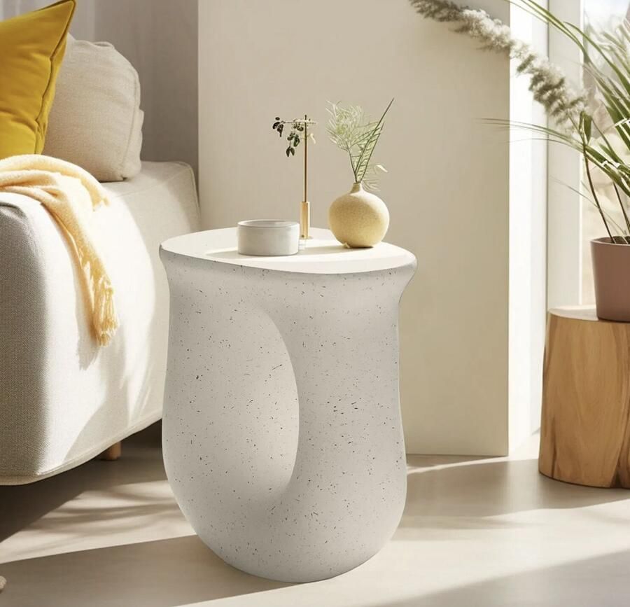 Varnox Bijzettafel Kleine bijzettafel Sidetable Banktafel Tafel Eindtafel Nachtkastje Betonnen bijzettafel Lichtgewicht beton Naast bank Naast bed Gebroken wit