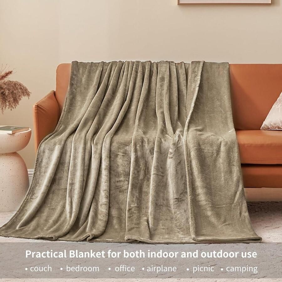 Veelzijdige zachte warme taupe fleece deken pluizige plaids voor tweepersoonsbed gezellige effen flanellen tweepersoonsdeken voor sofa 150 x 200 cm