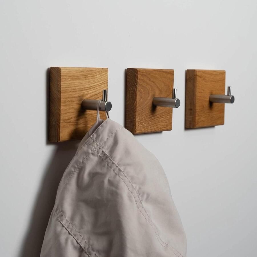 Vierkante houten garderobehaken handgemaakt in Beieren 3 stuks eiken roestvrijstalen haken