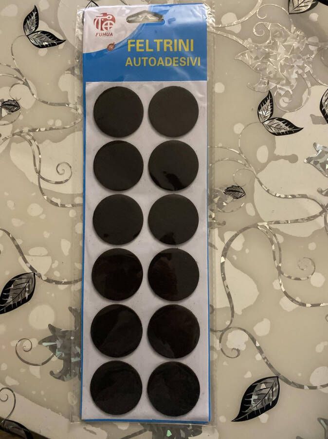 Vilt set – 12 Delig – Kleur Bruin – Meubels – Stoel vilt – Bank vilt – Anti kras – Bescherm vilt Zelfklevend – 3M – Viltjes – Stoelen – Stoelpoot beschermers – Plak vilt – Tafel vilt – Vilt glijders – Meubel onderzetters