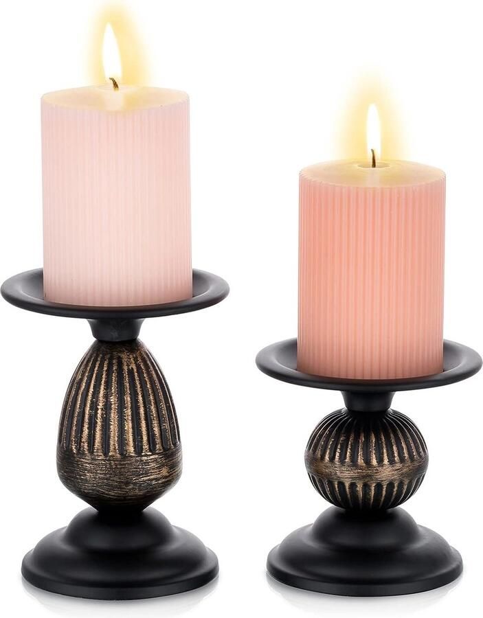 Vintage Pijler Kandelaars Set van 2 Noodlijdende Metalen Kandelaar Retro Matzwarte Kandelaarhouders Middelpunt Shabby Chique Ornamenten voor Koffie Eettafel Mantel Open Haard Decor