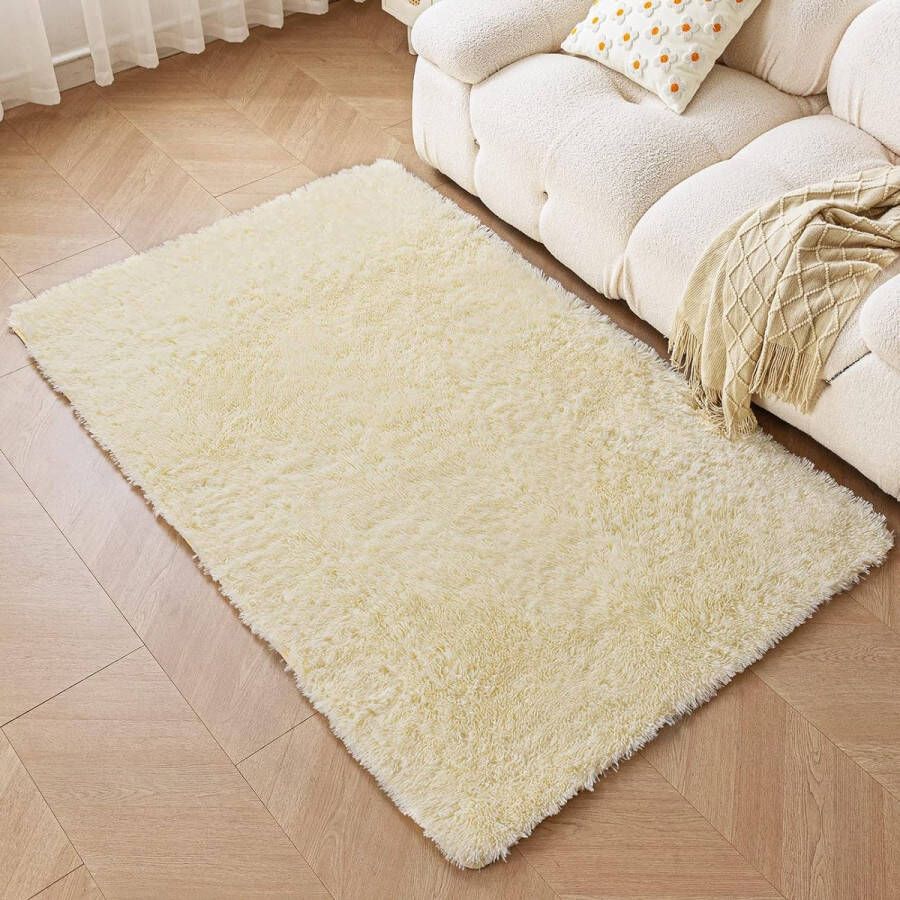 Vloerkleed 120 x 180 cm pluizig hoogpolig tapijt effen woonkamertapijt slaapkamer shaggy tapijt antislip wasbaar tot 30 graden beige