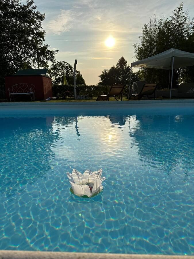 Volanterna – 10 Drijflantaarns in Bloemvorm – Witte Rijstpapieren Waterlantaarns – Voor Water of Tafel – Inclusief Waxinelichtje – diameter 30 cm opengevouwen 20 cm gevouwen