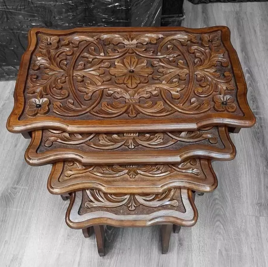 Walnut Carved bijzettafel Set van 4 bijzettafels koffietafel bijzettafel bedtafel 53 x 39 x 52 cm