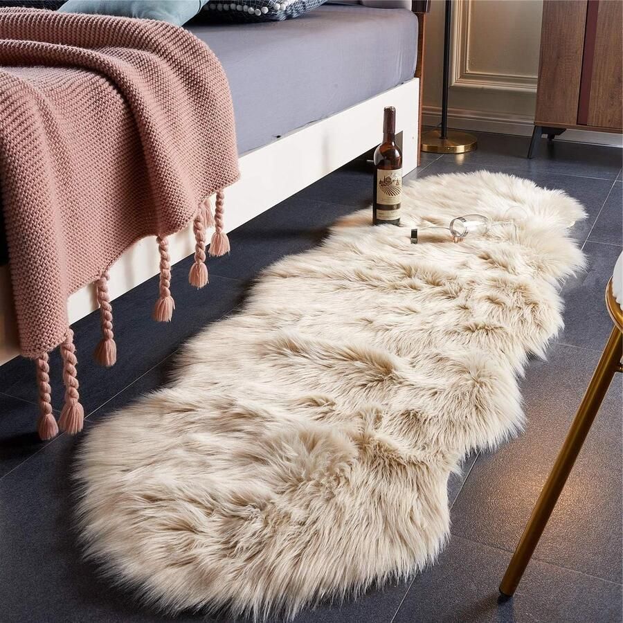 Zacht Pluizige Faux Bont Schapenvacht Rug60 x90 cm Zacht Fluffy Shaggy Area Tapijten Faux Fleece Stoel Cover Seat Pad Wasbaar Tapijt Antislip Matten voor Slaapkamer Sofa Vloer (Rood)
