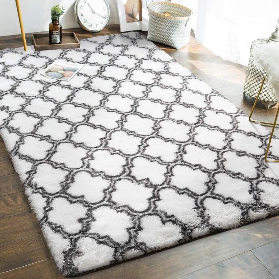 Zacht lang stapel tapijt voor woonkamer comfortabel vloertapijt anti-slip rechthoekig wit 135 x 185 cm