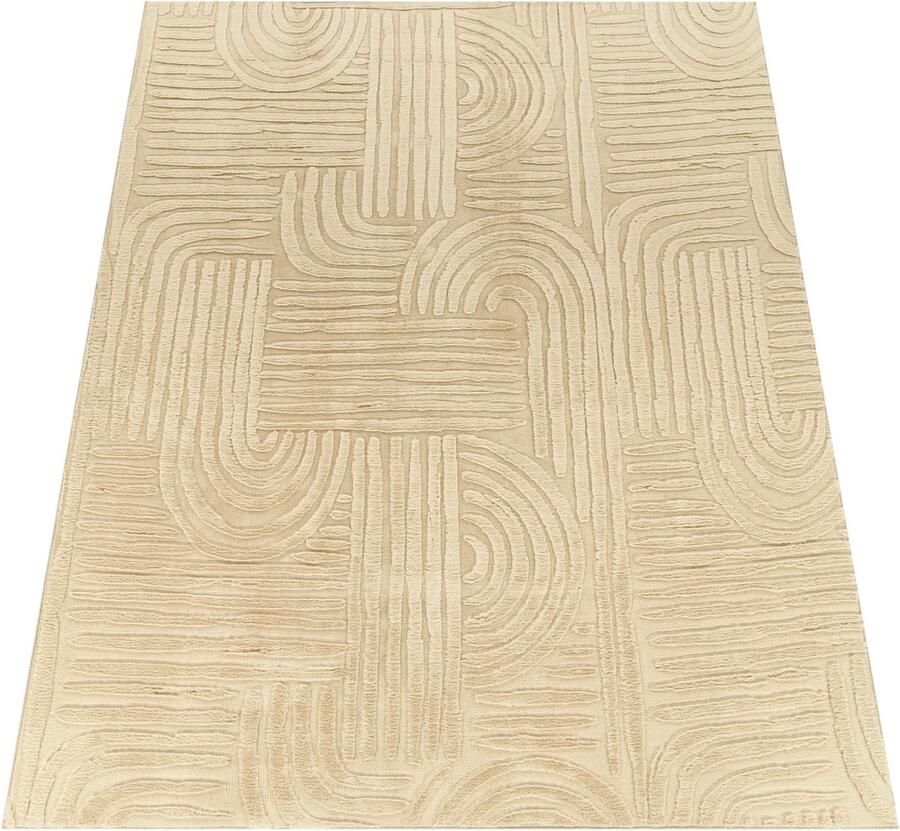 Soft Short Pile Rug – Durable Polyester – Modern & Elegant Geometric Patterns