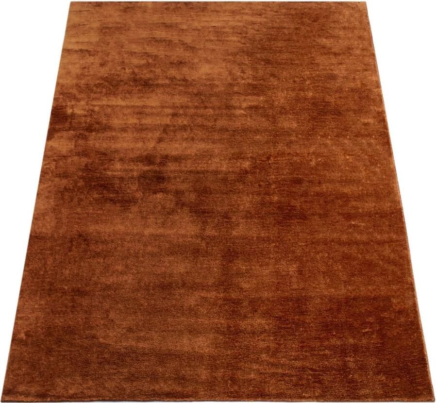 Soft Short Pile Rug – Durable Polyester – Silky Feel – Machine Washable