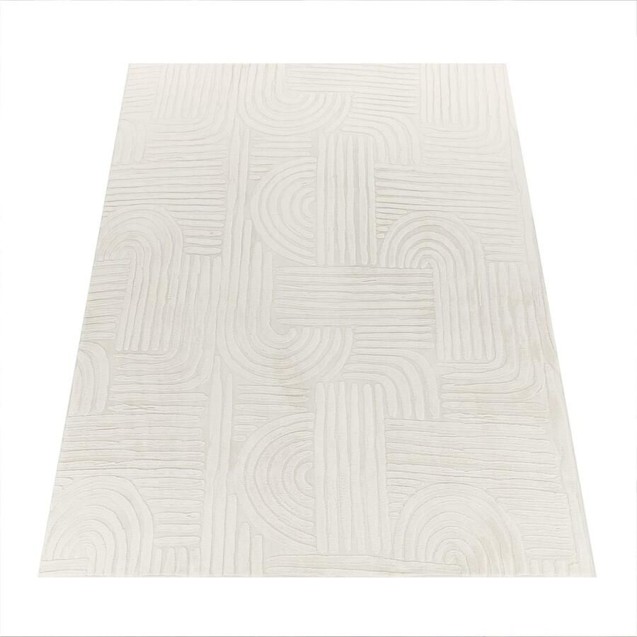 Soft Short Pile Rug – Modern Geometric & Oriental Patterns – Durable & Easy-Clean