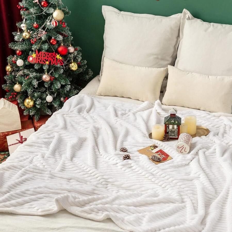 Mrs. Jones Kerst Flanel Fleece Gooi Dekens zachte Warme Comfortabele Plait voor Sofa Corduroy Pluizige Deken Bed kussen Voor Slaapkamer Bank Reizen Kinderen Slaapkamer Accessoires 50 x 60 Inch beige met MIULEE