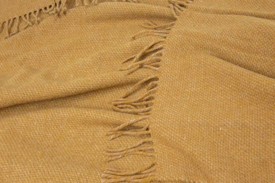 Zachte Wollen Deken 140 x 200 cm Perfect voor Bed en Bank Elegante Sprei met Franjes