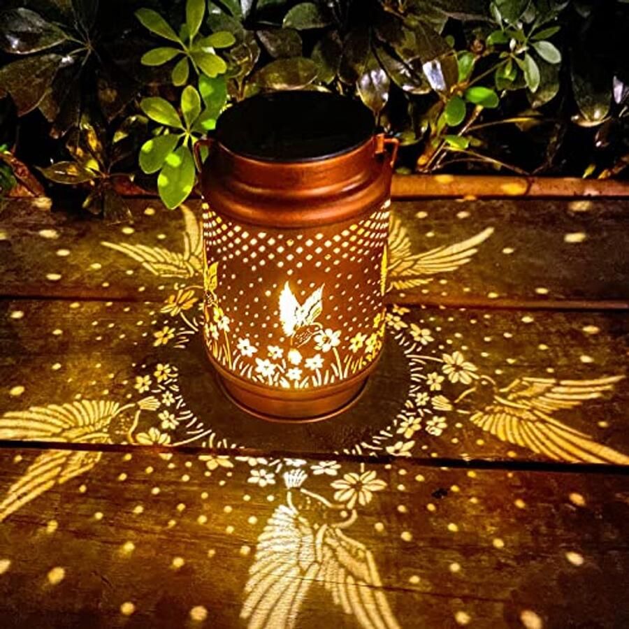 Zonne-lantaarn voor de tuin met kolibriepatroon Hanglampen voor buiten van metaal waterdichte LED verlichting voor patio en tuin