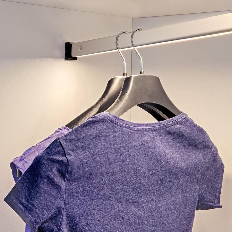 Eleganca Kledingstang LED Verlichting 90 cm Bewegingssensor Linkerkant Kledingroede Garderobestang Aluminium Zilver