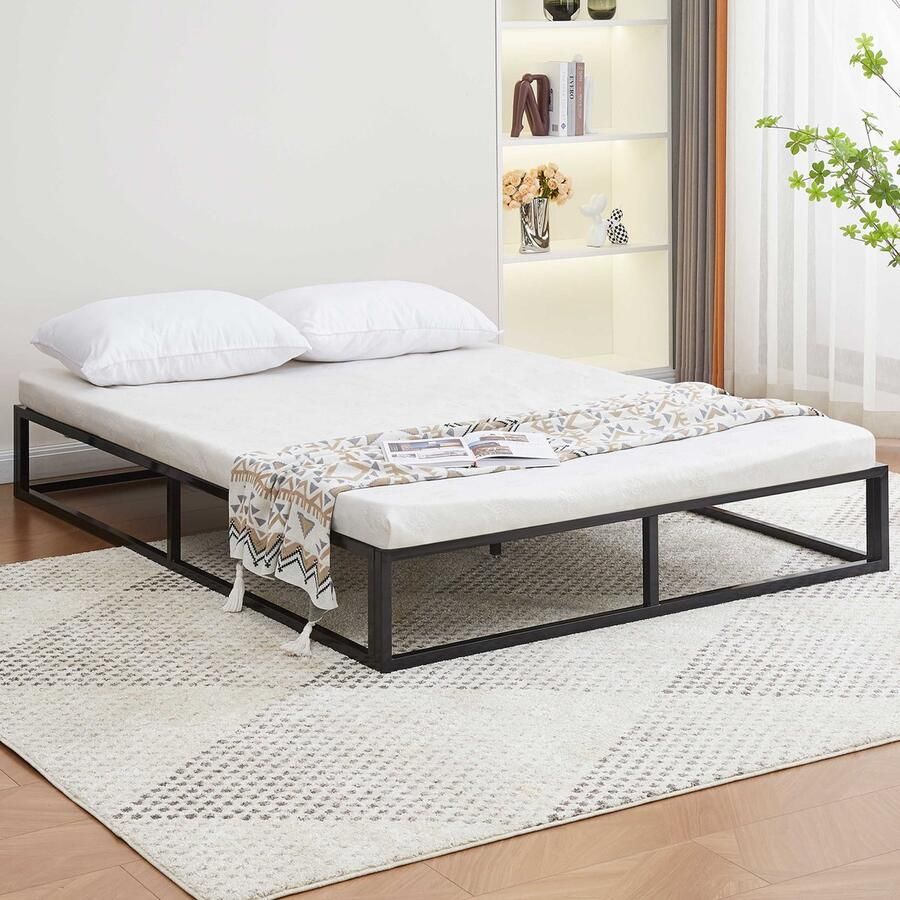 Emob Design EMOB Metalen bedframe Marek 140x200cm mat zwart Emob Exclusive Metalen tweepersoonsbedden Zwart Metaal Metalen tweepersoonsbedden Tweepersoons Normaal bed Op voorraad