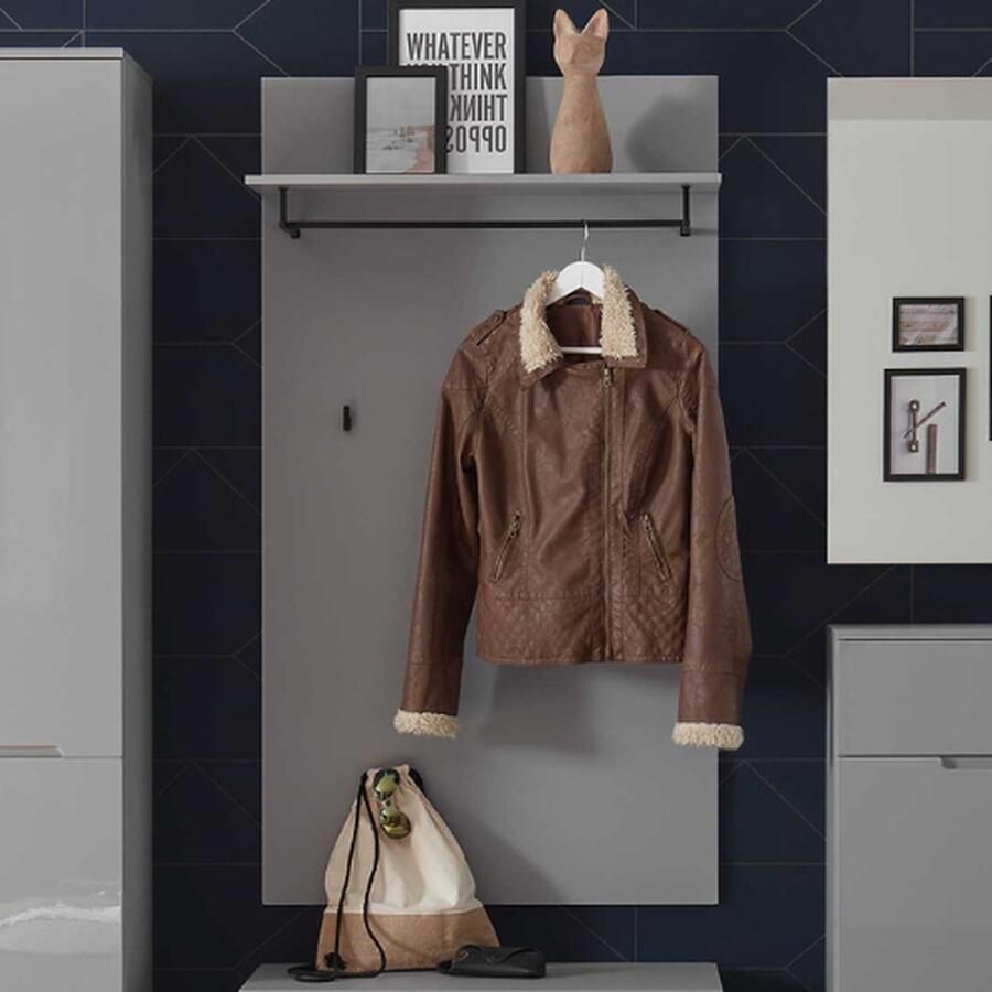 Emob Wandkapstok Seta 3 haken met hoedenplank en roede hoogglans grijs Woonaccessoires outlet Grijs Spaanplaat Woonaccessoires outlet Op voorraad