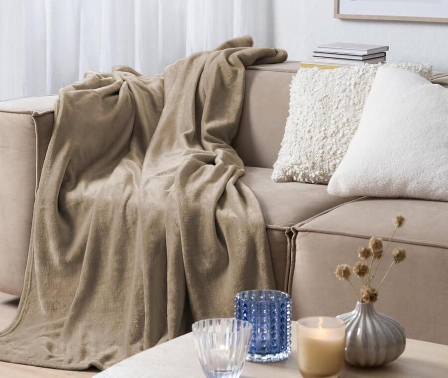 Famanu Fleece Deken Microvezel 270 x 230 cm Taupe Zachte Hoogwaardige Plaid Sprei voor Bank & Woonkamer
