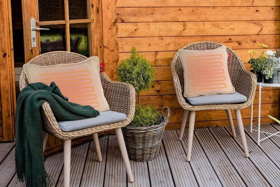 Feel Home Verwarmend Kussen Teddy Gebroken wit 45x45cm met 10000mAh Power bank