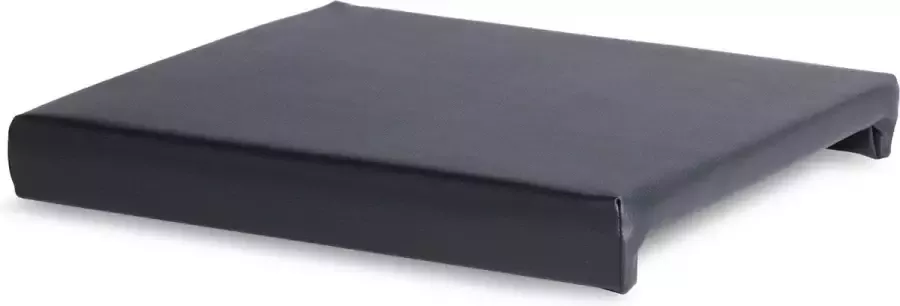 Finori Zitkussen Madagaskar voor bank Munich zwart