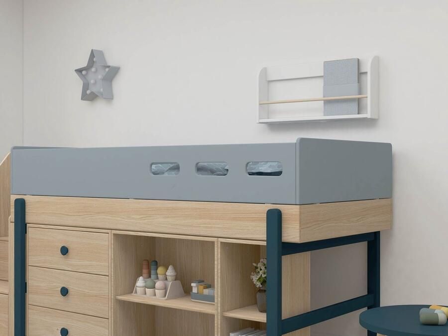 Flexa Halfhoogslaper m. trap en opbergruimte