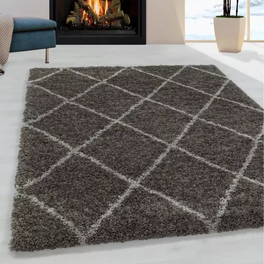 Flycarpets Azure Taupe Vloerkleed Geruit Hoogpolig Woonkamer 200x290 cm