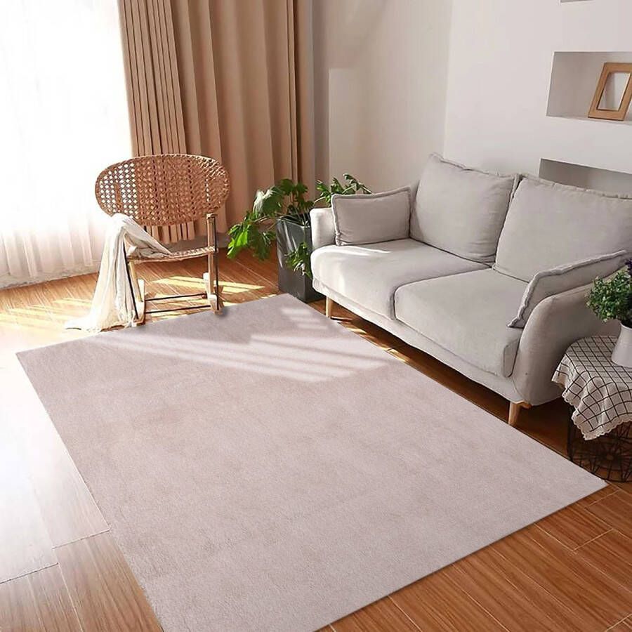 flycarpets Blake Beige Vloerkleed Hoogpolig Tapijt Zacht Wasbaar op 30°C Woonkamer 160x220 cm