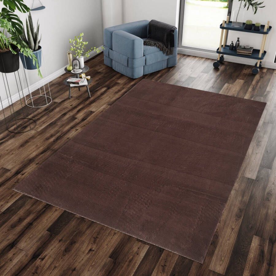 flycarpets Blake Bruin Vloerkleed Hoogpolig Tapijt Zacht Wasbaar op 30°C Woonkamer 160x220 cm