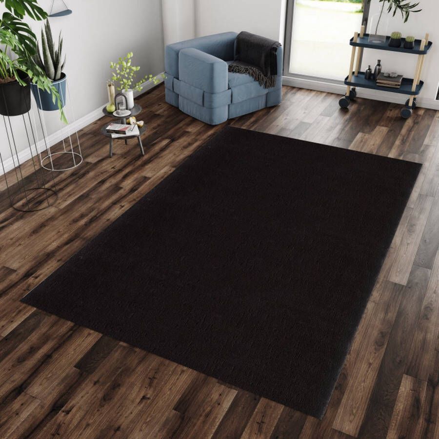 flycarpets Blake Zwart Vloerkleed Hoogpolig Tapijt Zacht Wasbaar op 30°C Woonkamer 80x250 cm