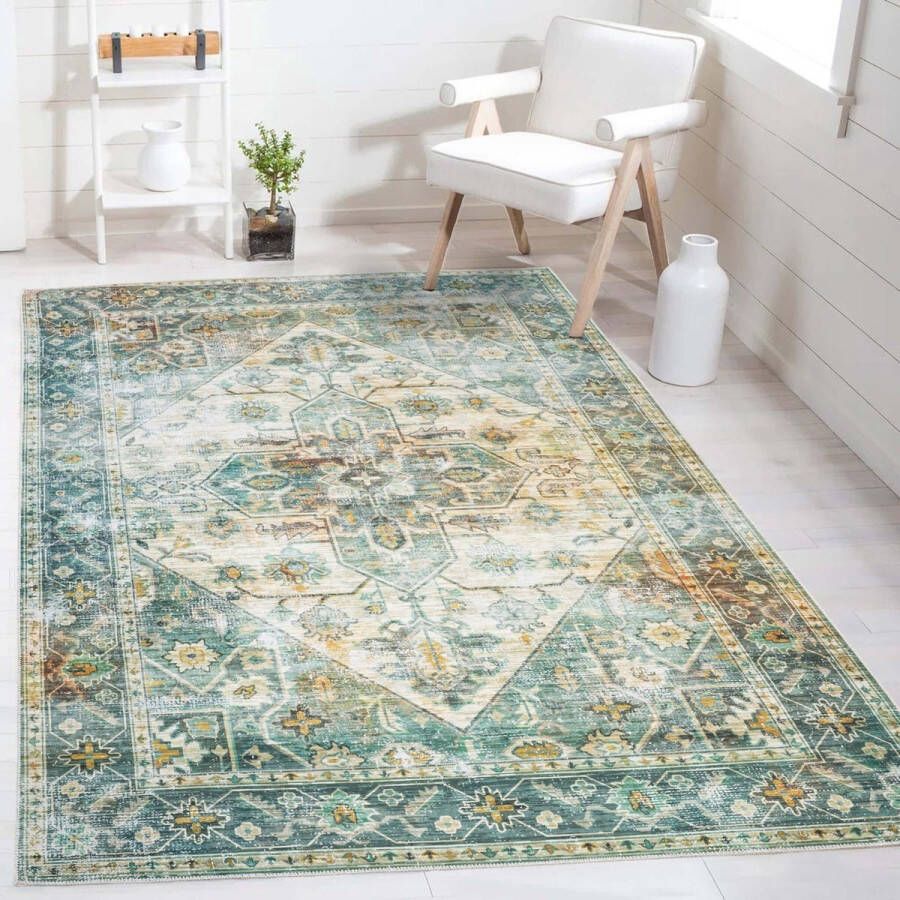 Flycarpets Burano Vintage Medaillon Vloerkleed Groen Laagpolig Tapijt 120x170 cm